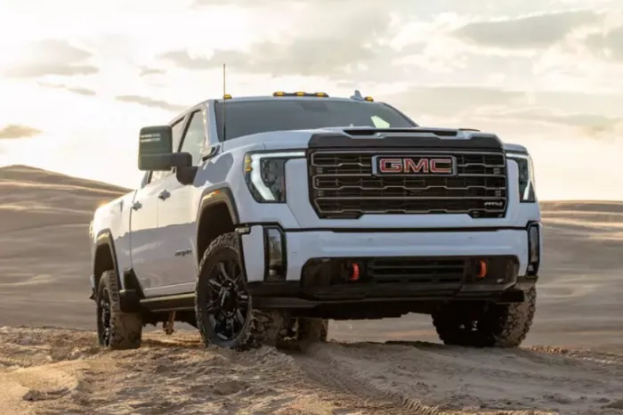 GMC Sierra 2500HD 2025: Changes, Price, and Pictures