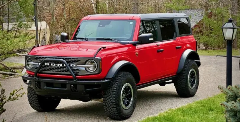 2025 Ford Bronco Sasquatch Package: Price and Interior